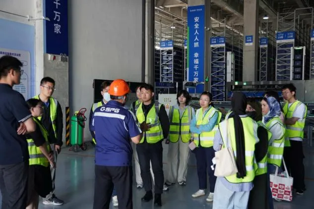山东：美丽中国宣讲志愿行动｜走进近零碳物流园，山大学子探访绿色分拨新范式3
